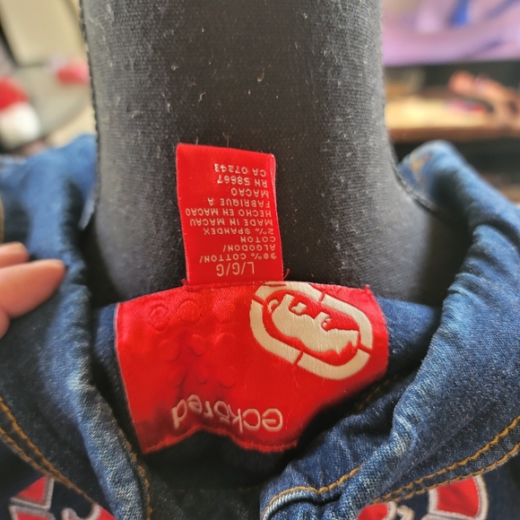 Vintage Echo Dark jean jacket w/ rhino on the back - Picture 4 of 11